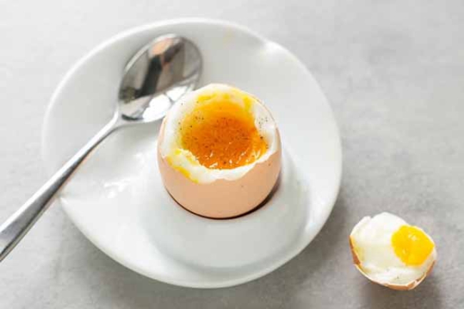 Mách bạn 5 Cách luộc trứng lòng đào đơn giản, béo ngậy