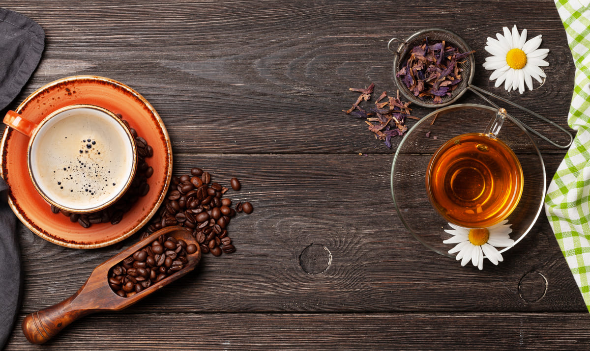 Cà phê và trà là những thức uống lành mạnh, không chứa carb